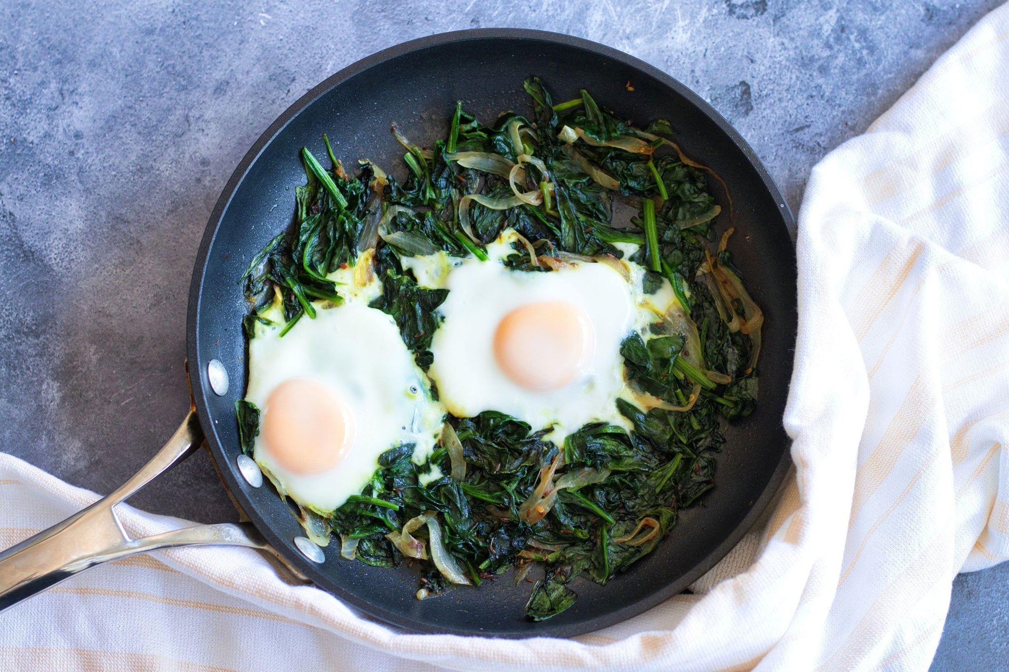 Shakshuka Verde (Spinach and Eggs)